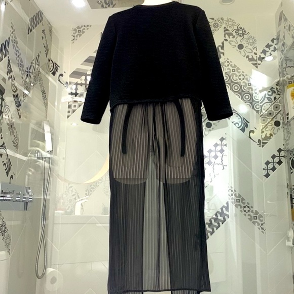 Like NEW 🌸Gorgeous Black Long JR Cover Up - Picture 14 of 17